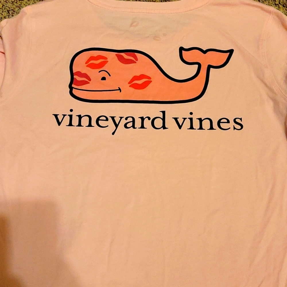 Vineyard Vines long sleeve T size small
